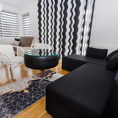 Apartmán Chic Loft In Centre SJJ Exteriér fotografie